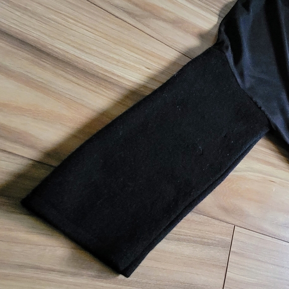 Amina Rubinacci Italy Silk & Cashmere Half Sleeve Blouse - Picture 3 of 8